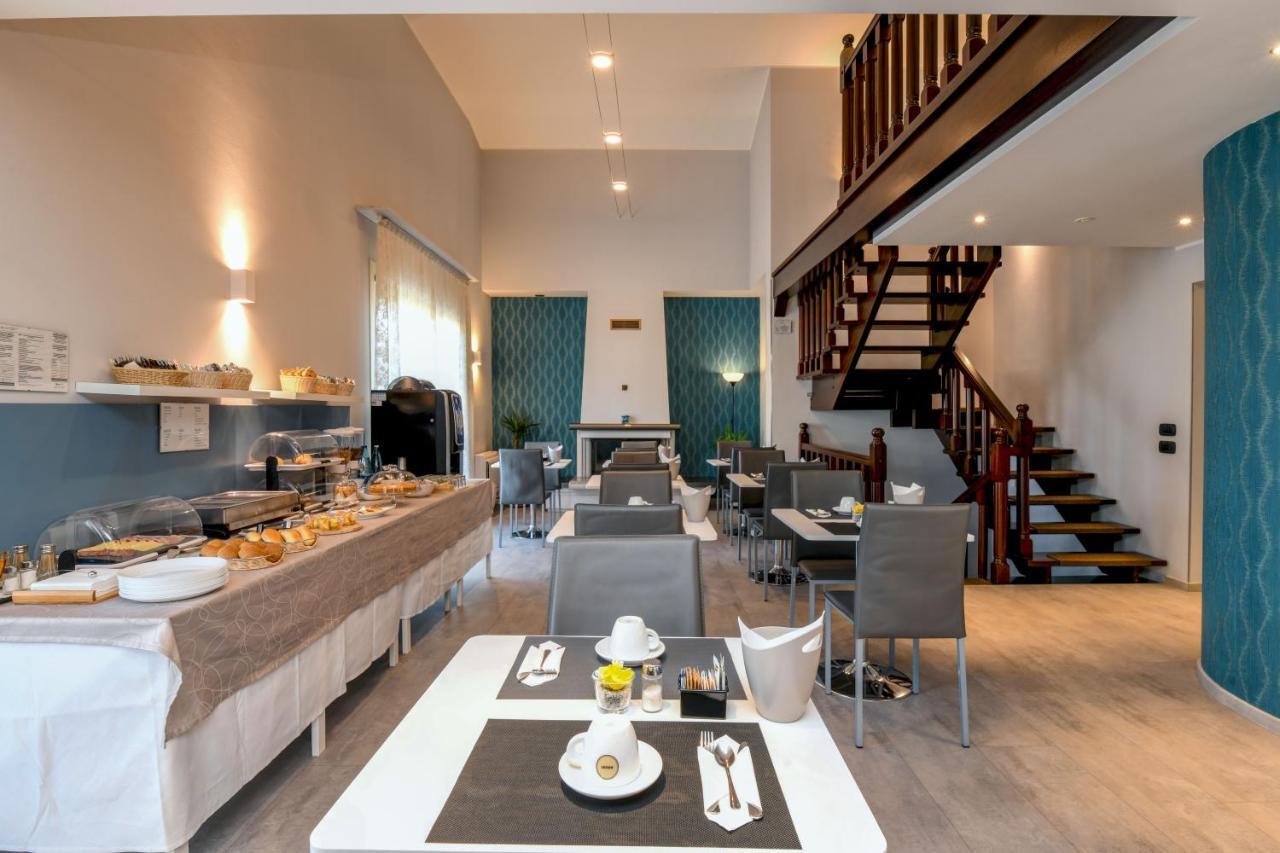Garda Diamant Bed & Breakfast Десенцано дел Гарда Екстериор снимка
